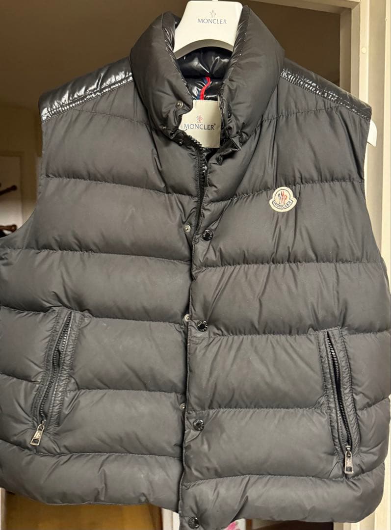 モンクレール ダウンベスト 4（XL）