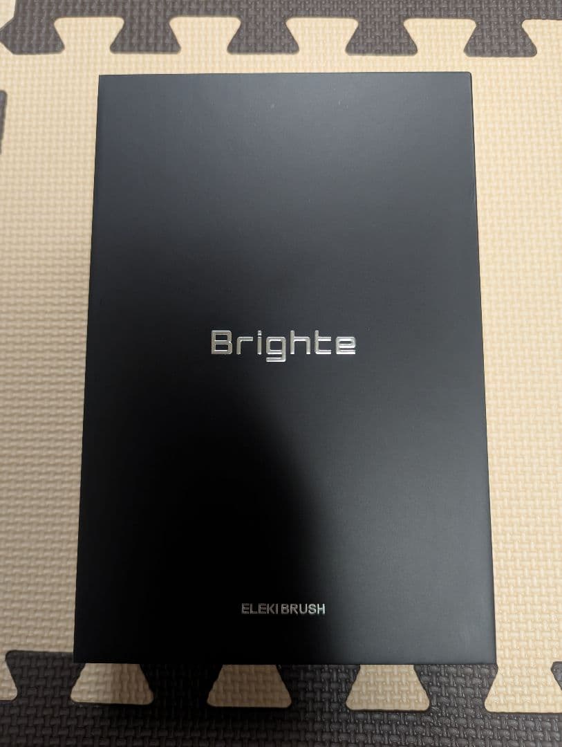 スカルプ美顔器　ELEKIBRUSH