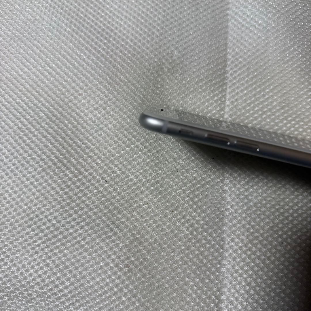 美品 SIMフリー iPhone8Plus 256GB シルバー 100%