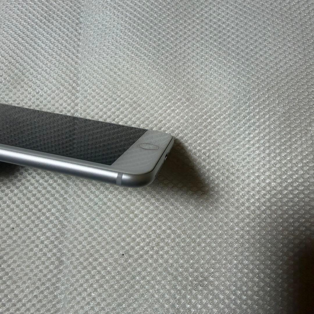 美品 SIMフリー iPhone8Plus 256GB シルバー 100%