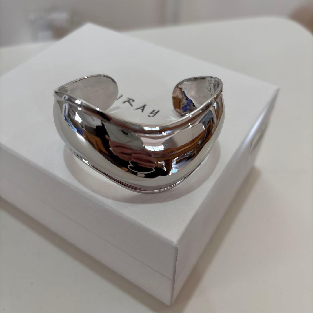 アクセサリー JAMIRAY Wavy Silver Bangle