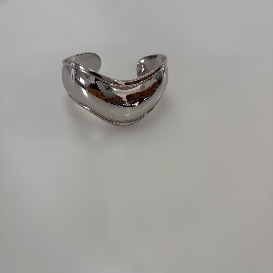 アクセサリー JAMIRAY Wavy Silver Bangle