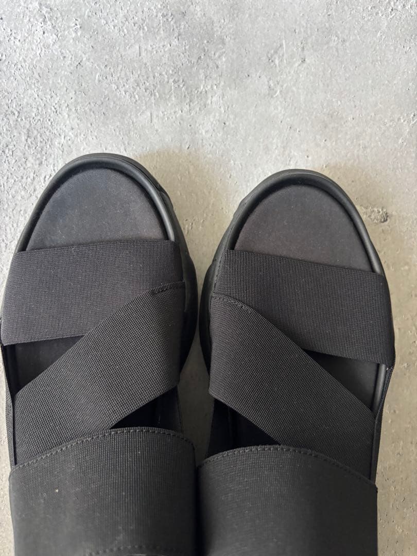 ヤスヤス　ワイスリー　ライバルリー プラットフォーム ストラップ サンダル