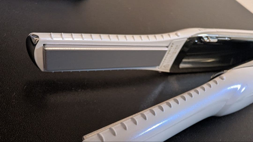 【美品】リファフィンガーアイロン ST【コンパクト】