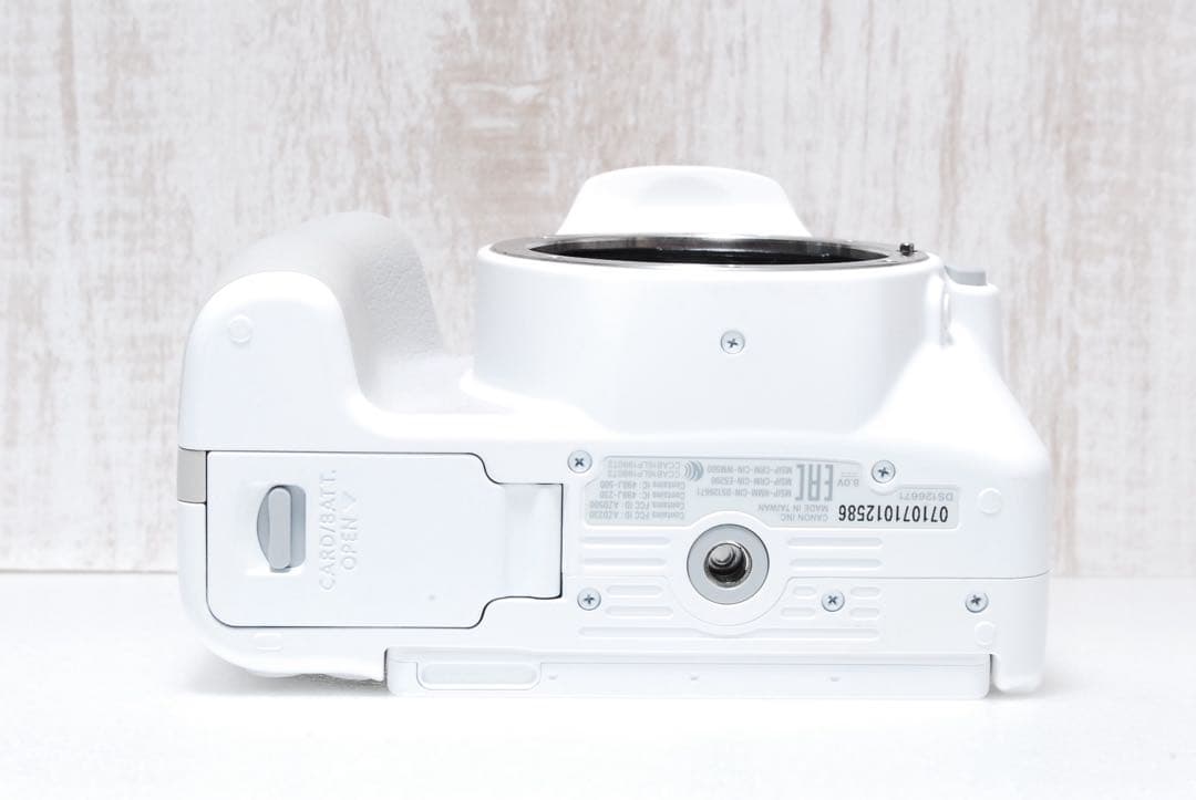 ❤️希少カラー❤️Wi-Fi搭載機❤️簡単操作❤️ Canon EOS Kiss X9