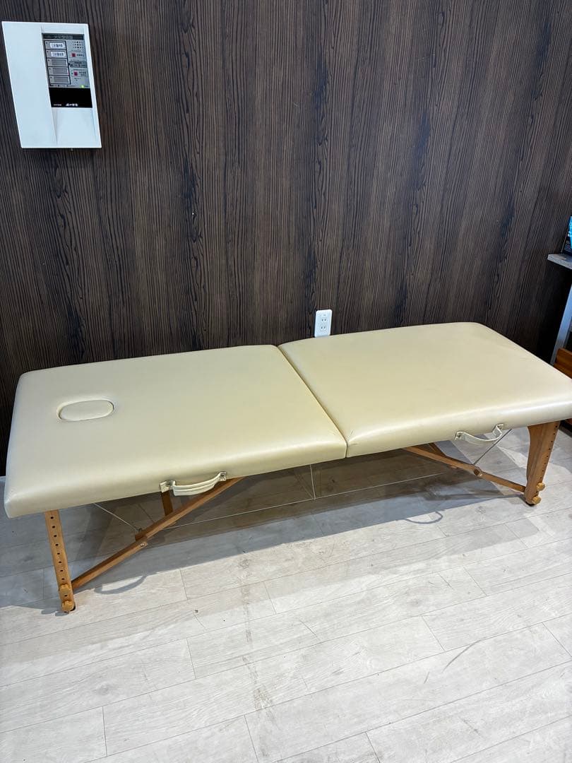 マッサージベッド 折りたたみ 持ち運び 施術 整体 エステ 送料込み