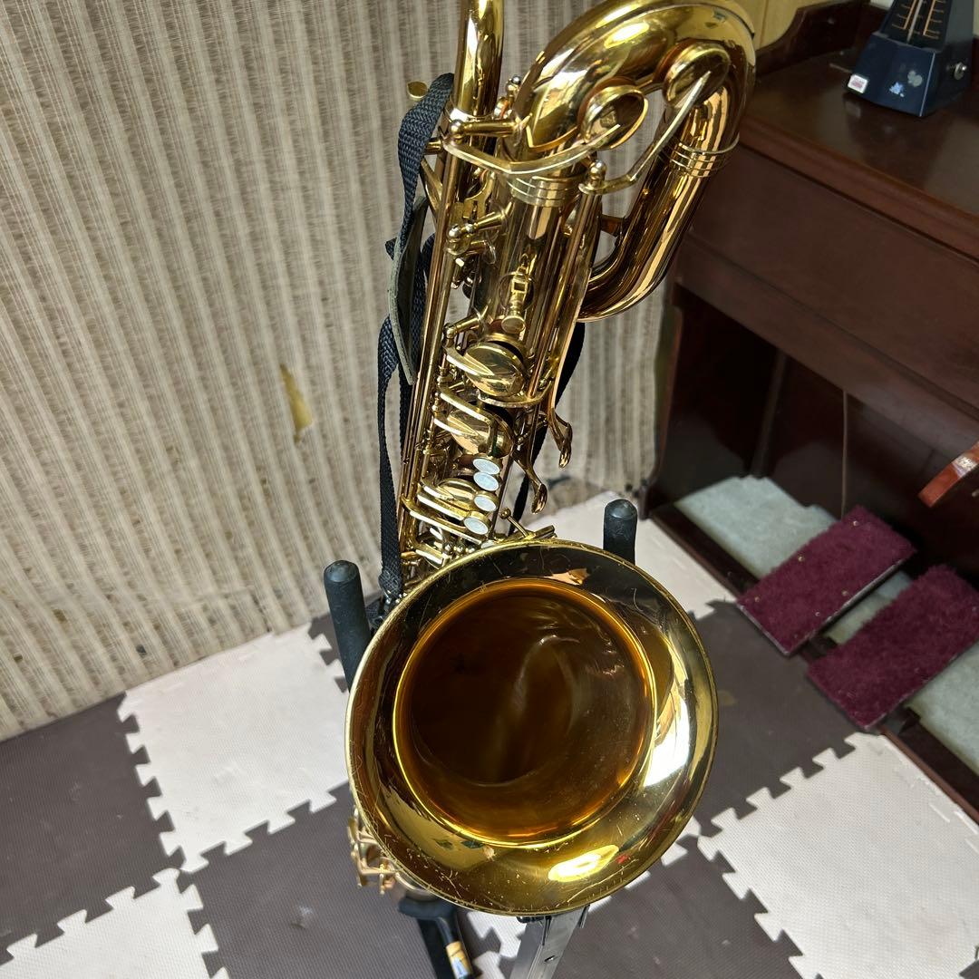 台湾製ジュピターバリトンサックス