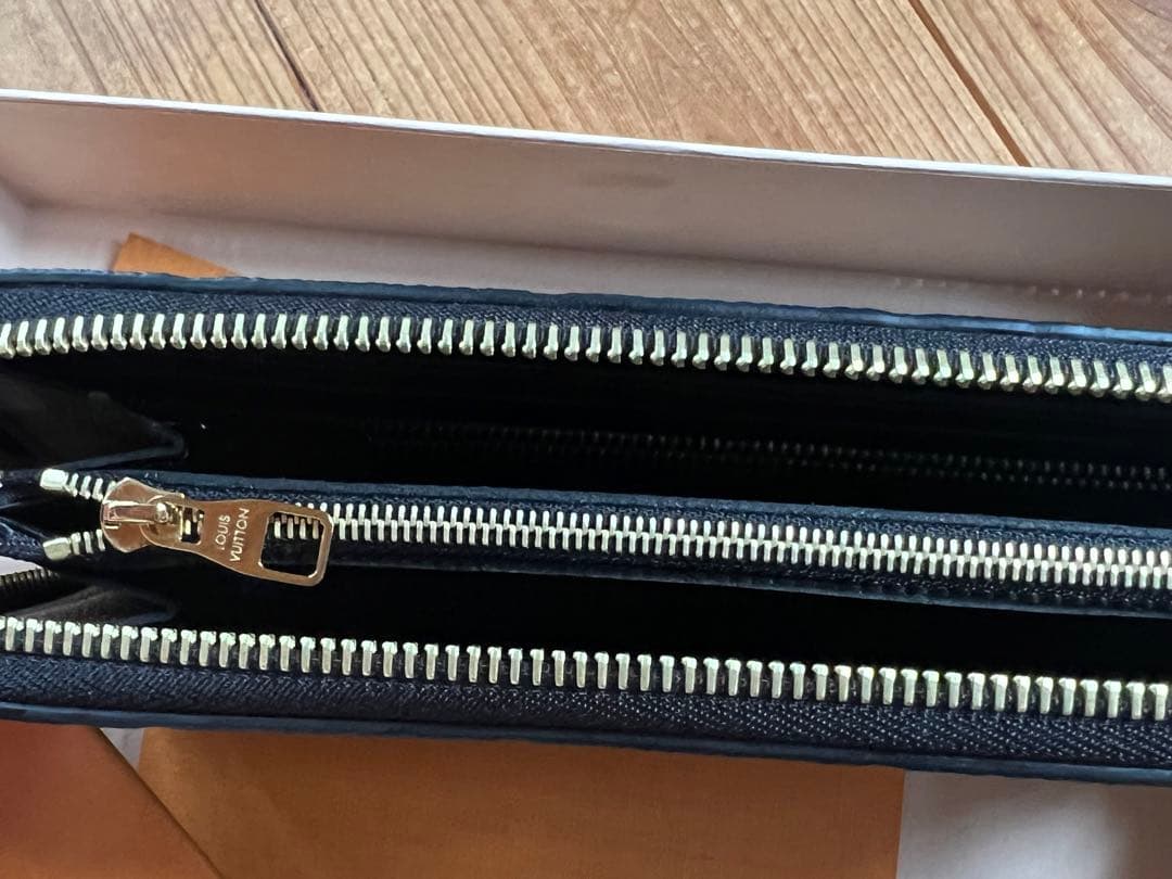 新品未使用ルイヴィトンポルトフォイユクレマンス
