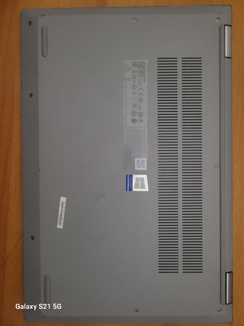 Lenovo ideapadFle5-14ARE05　ジャンク品　SSDなし