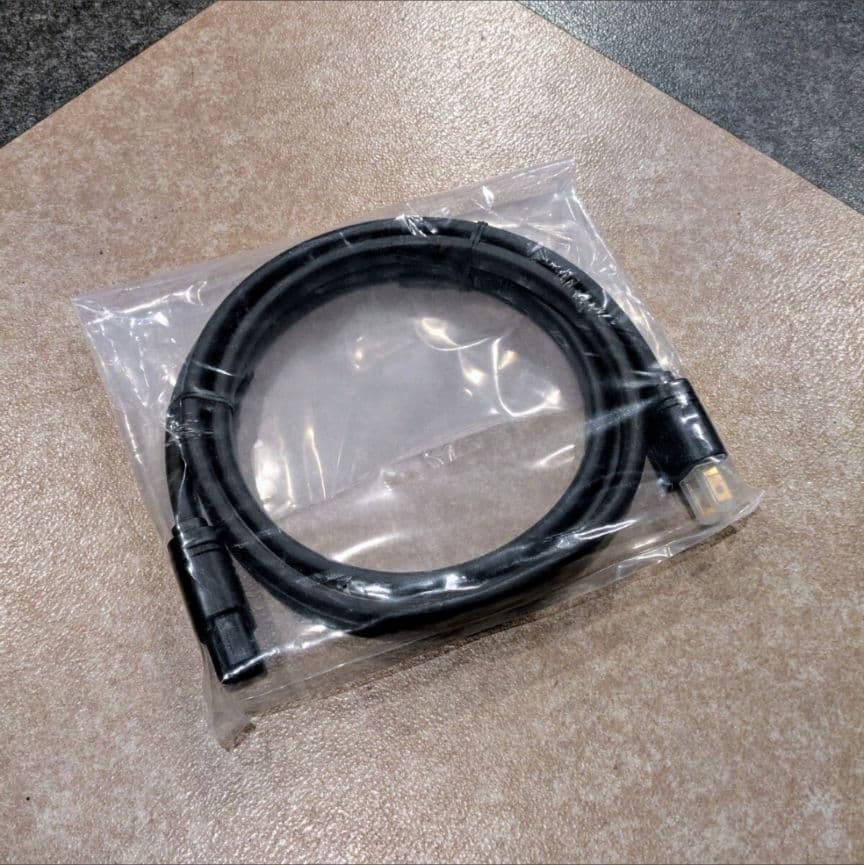 新品 LUXMAN JPA-15000 1.8m 電源ケーブル