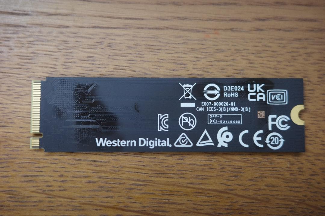 WD Blue SN580 1TB NVMe SSD (使用時間89時間)