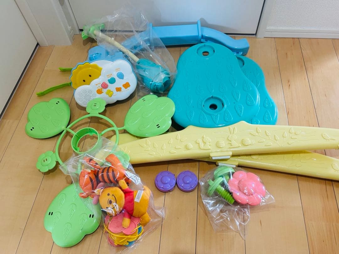 【新品】プーメリー★プーさん 6WAY ジムにへんしんメリー