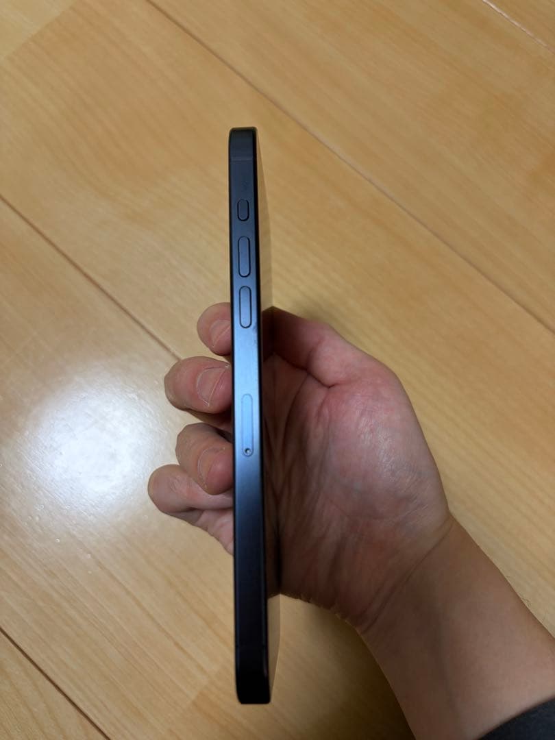 携帯電話本体 iphone 15 pro max 256gb