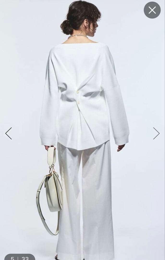 BRILL ストレッチVネックカーディガン ホワイト