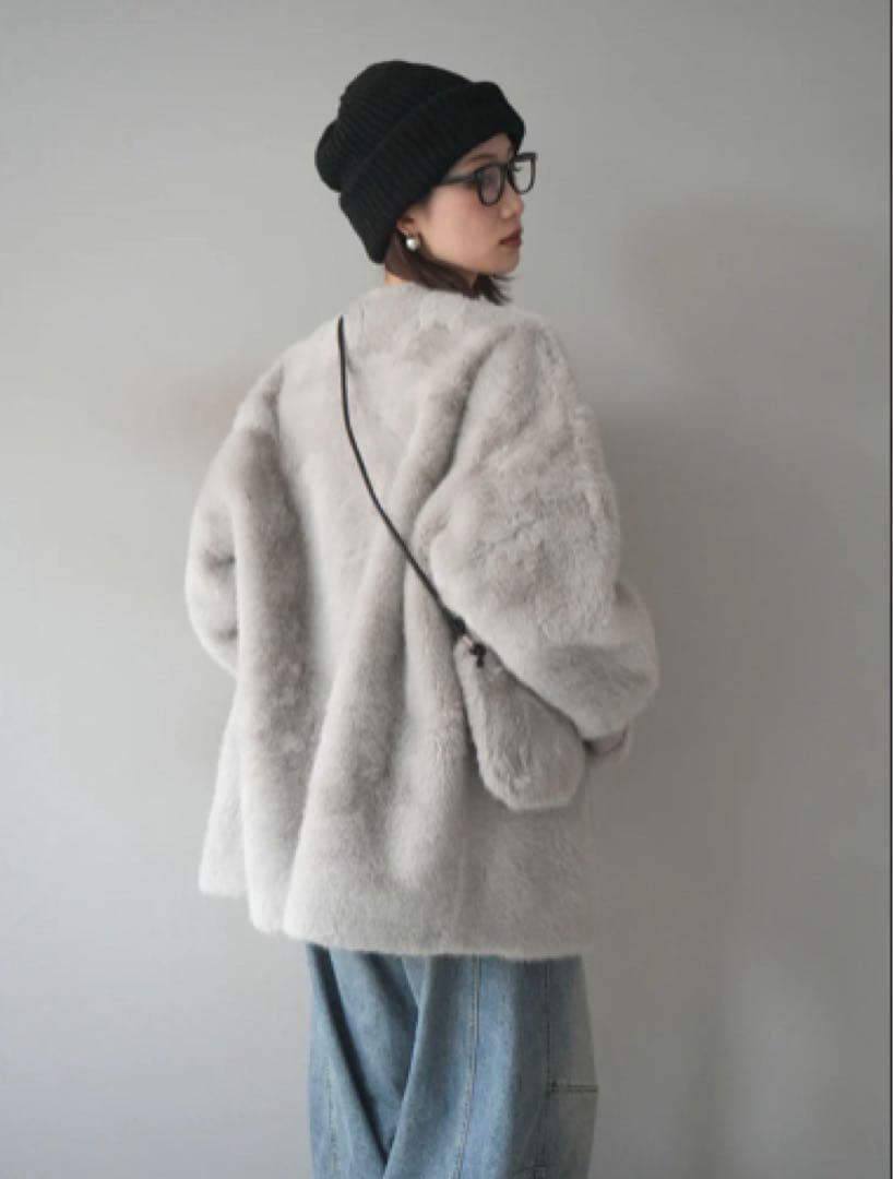 バッグ付エコファーノーカラーコート　リュミエ　lumier同型　グレー