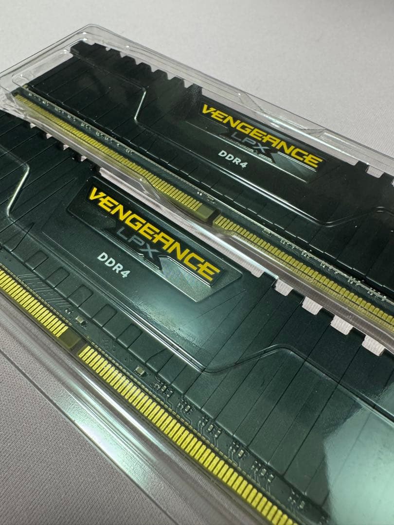 美品！CORSAIR DDR4-3200MHz 16GBx2枚 32GB