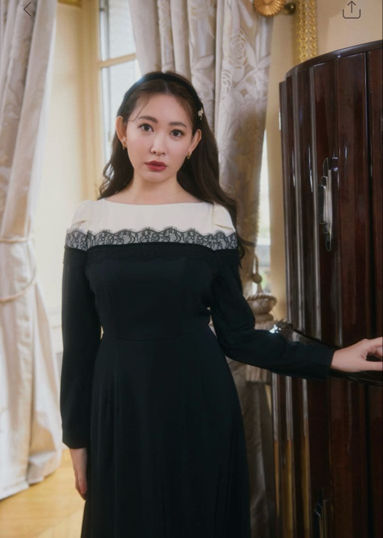 ワンピース Herlipto Leonie Two-Tone Dress M