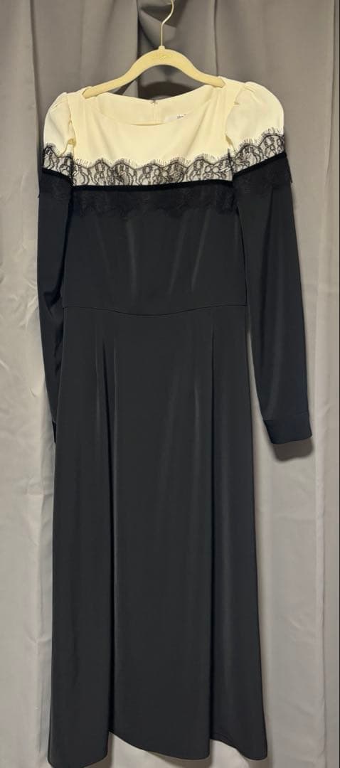 ワンピース Herlipto Leonie Two-Tone Dress M