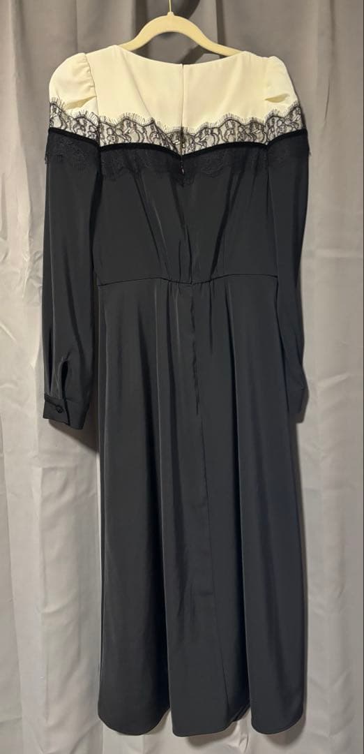 ワンピース Herlipto Leonie Two-Tone Dress M