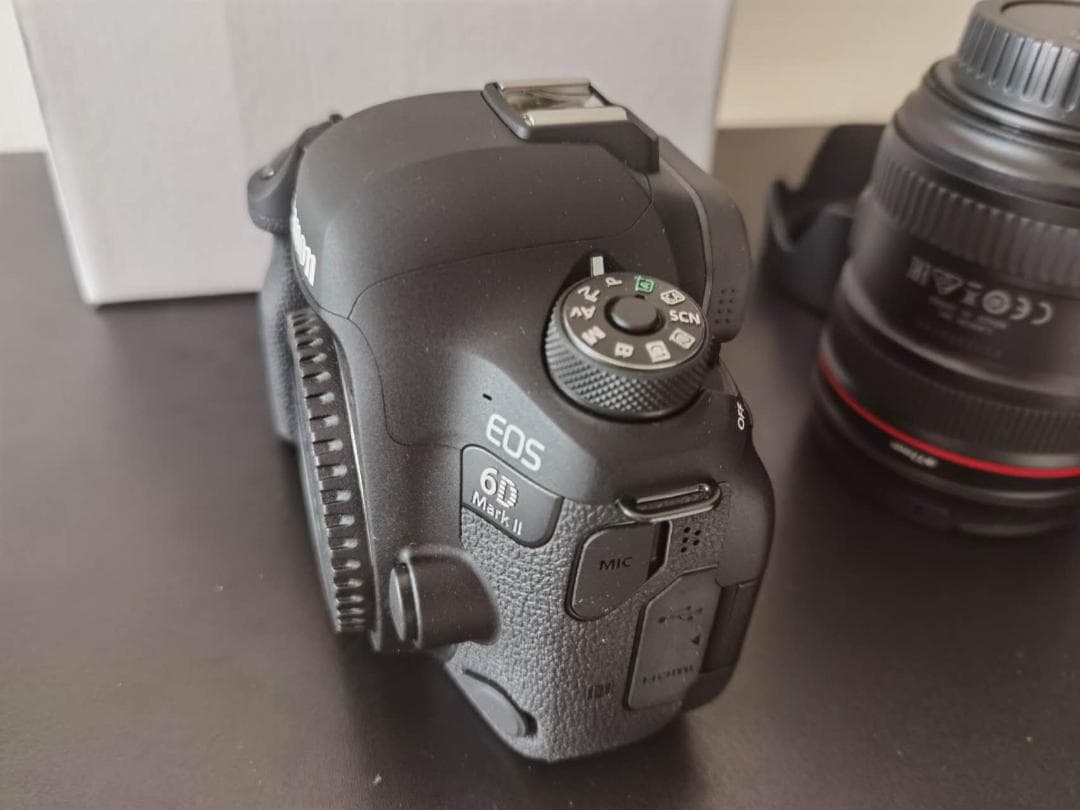 デジタルカメラ Canon EOS 6D Mark II