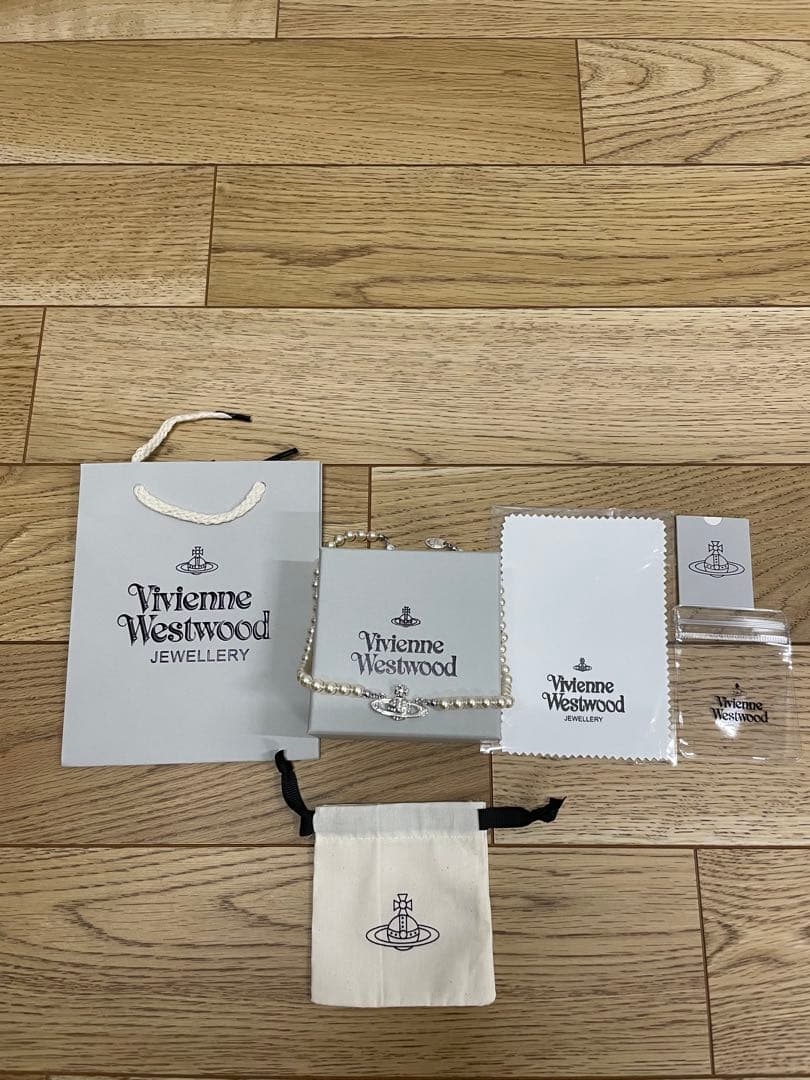 新品付属品付　Vivienne Westwood パールチョーカー ネックレス