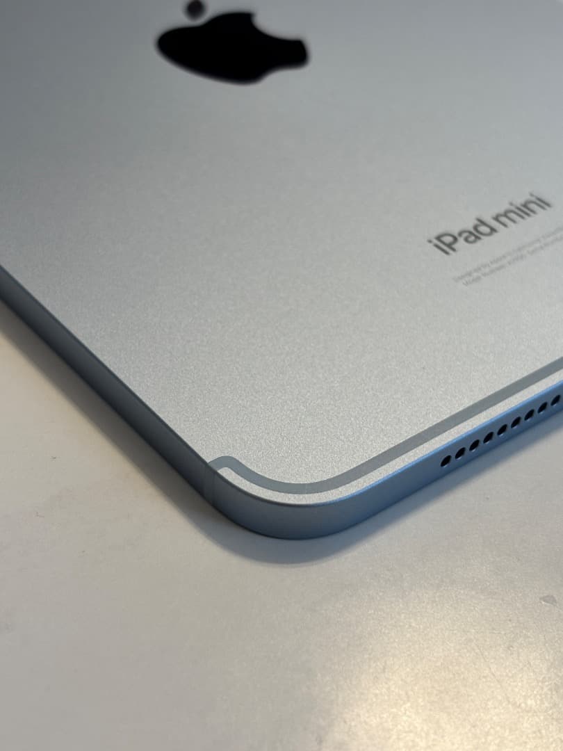 iPad mini a17pro セルラーモデル 512GB バッテリー100%