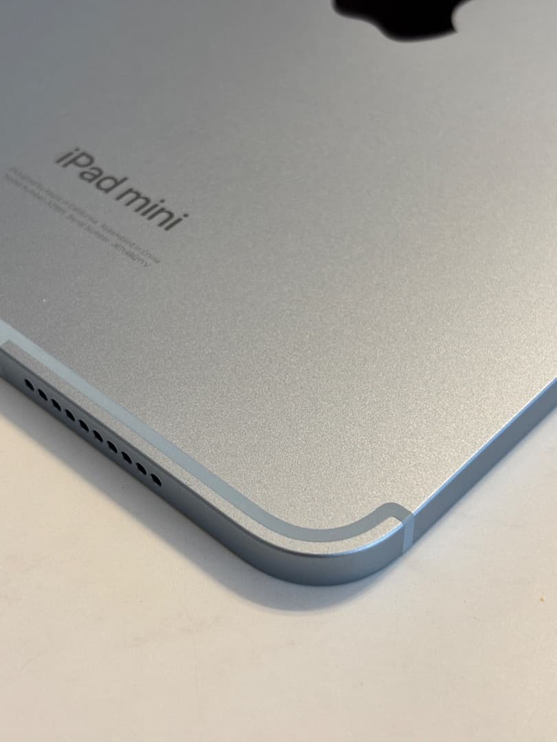 iPad mini a17pro セルラーモデル 512GB バッテリー100%