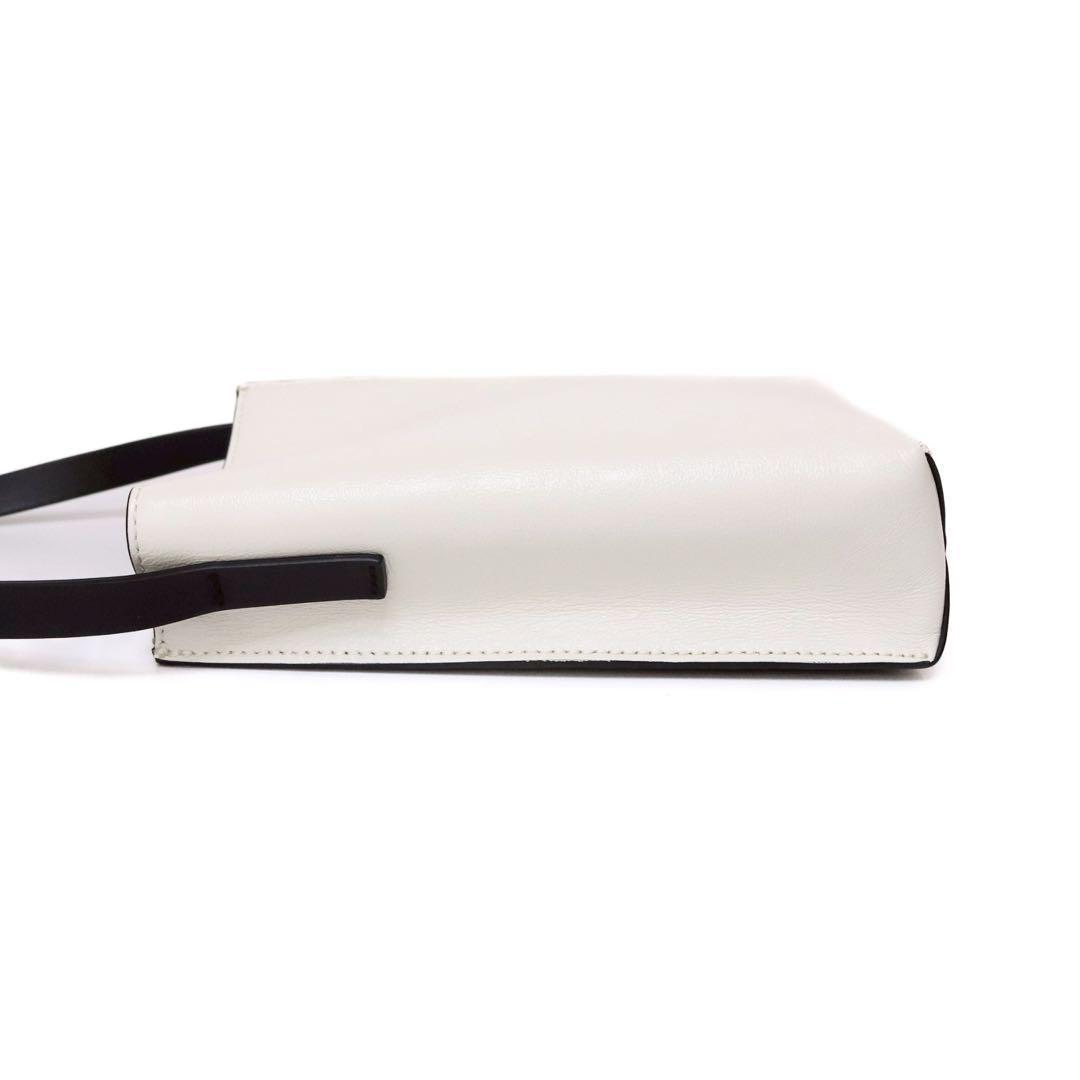 【極美品】マルニ MARNI ミュゼオ ショルダーバッグ アイボリー カーキ