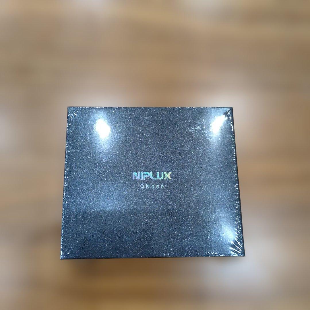 NIPLUX鼻美顔器 QNose 定価：17,600円（未使用、未開封）