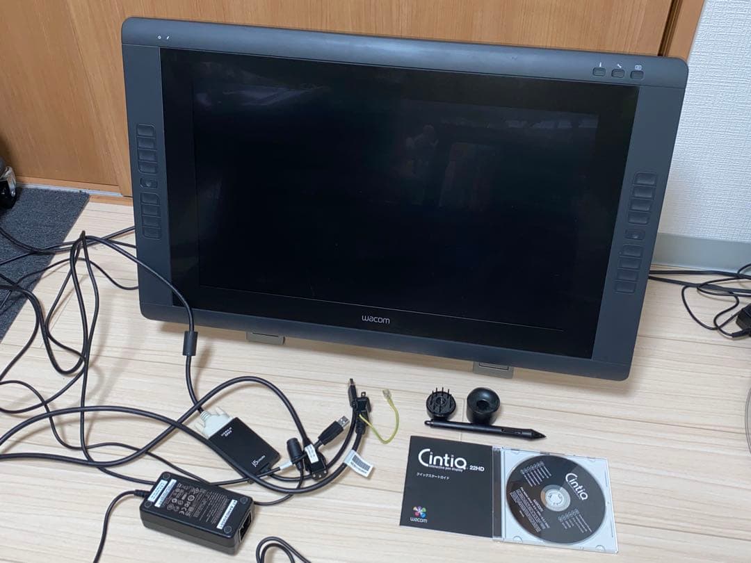 wacom 液タブ Cintiq 22HD DTK-2200