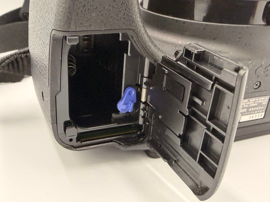 Sonyソニー Cybershot DSC-HX100V 16GBメモリー付きG