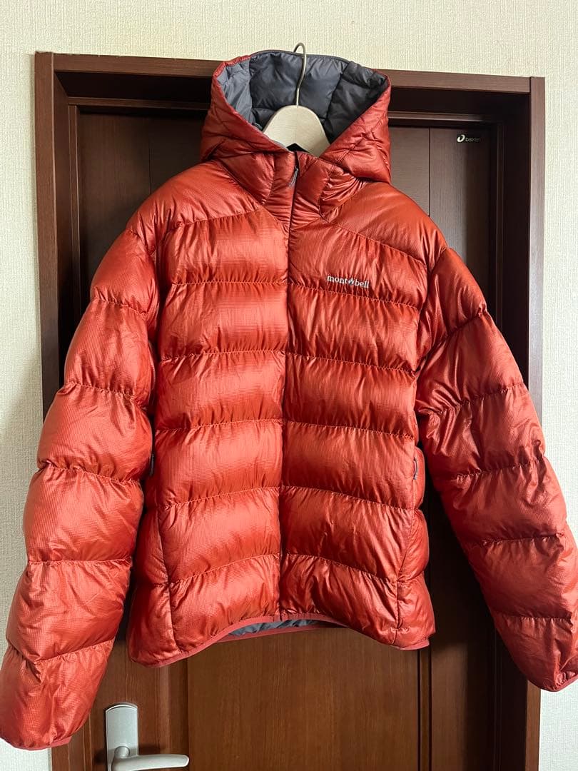 モンベル　ダウンパーカ　赤　オレンジ