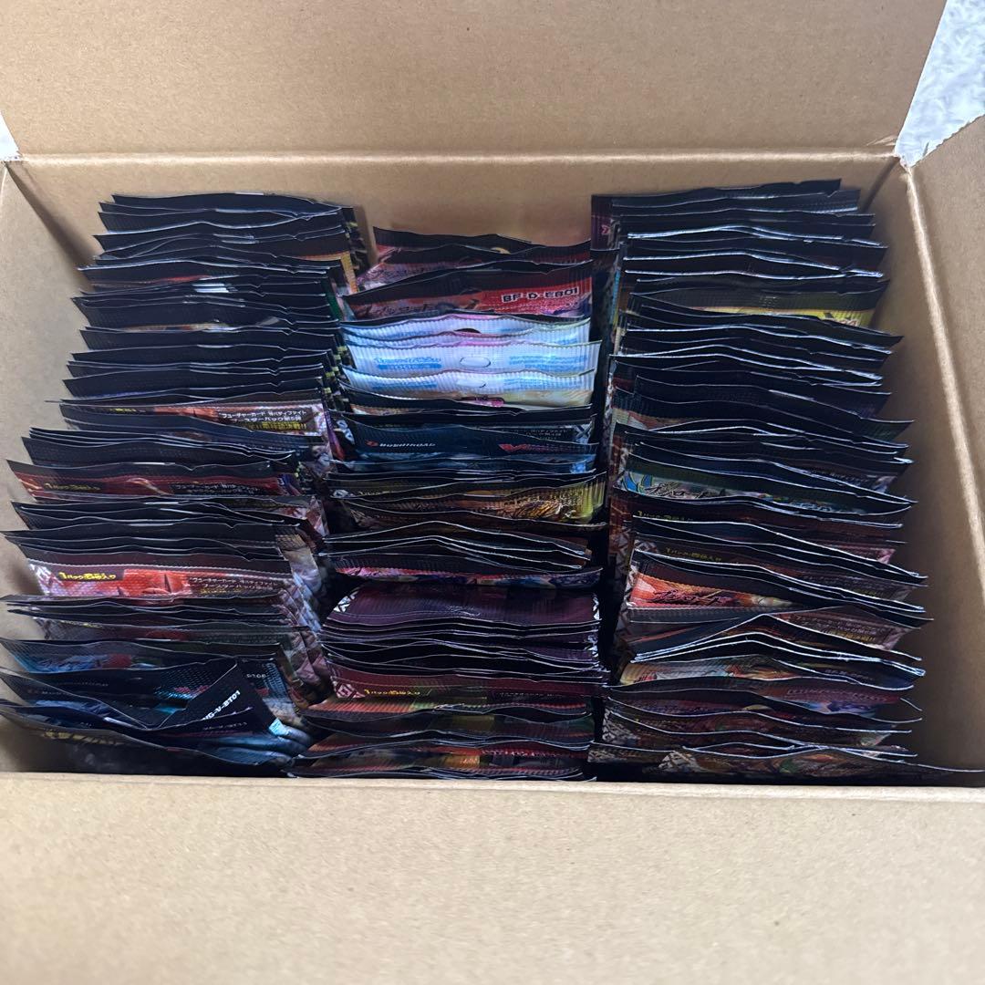 【値下げ不可】バディファイト　未開封パック　154パック　まとめ売り【3962