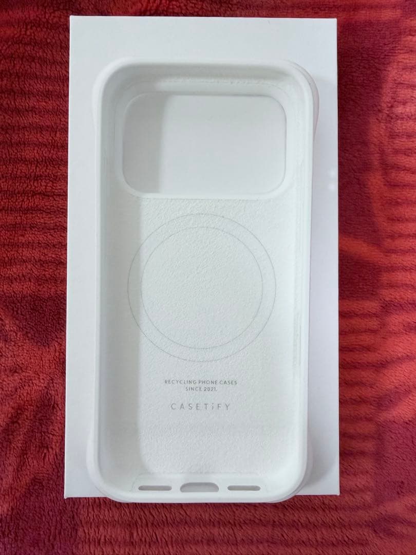 CASETiFY iPhone17 Pro ウェーブシリコンケース ホワイト