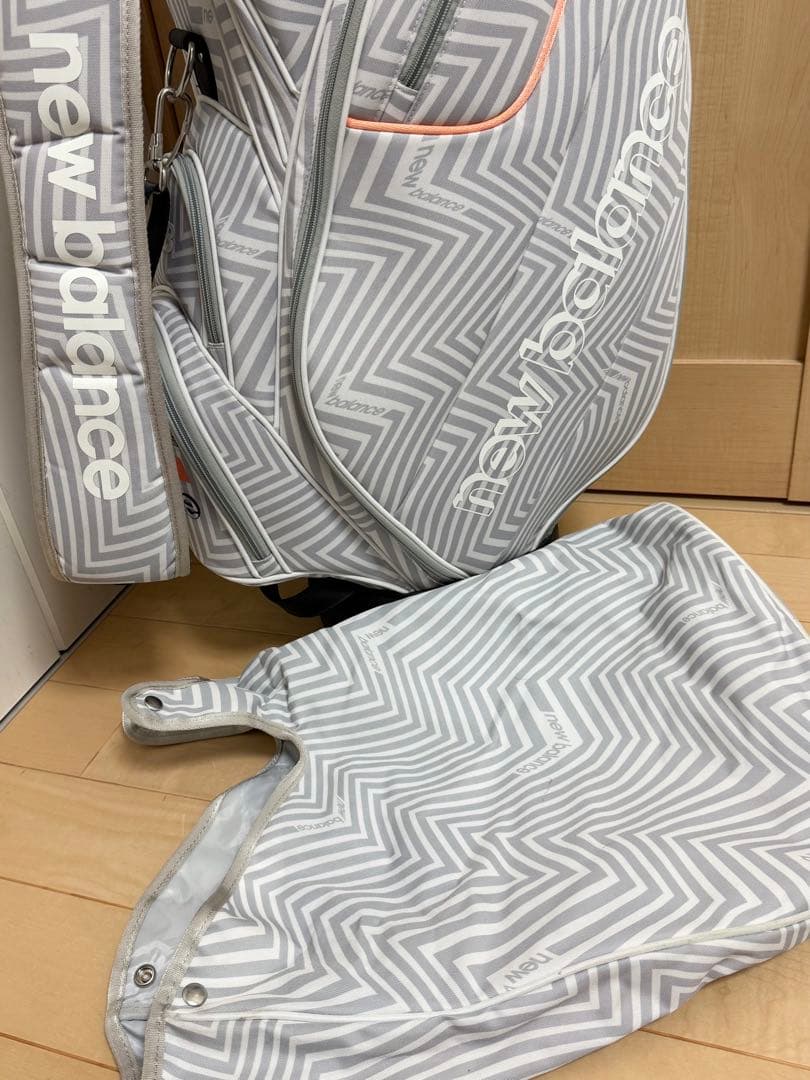 美品★ニューバランス★キャディバッグ★ゴルフ★ゴルフバッグ★newbalance