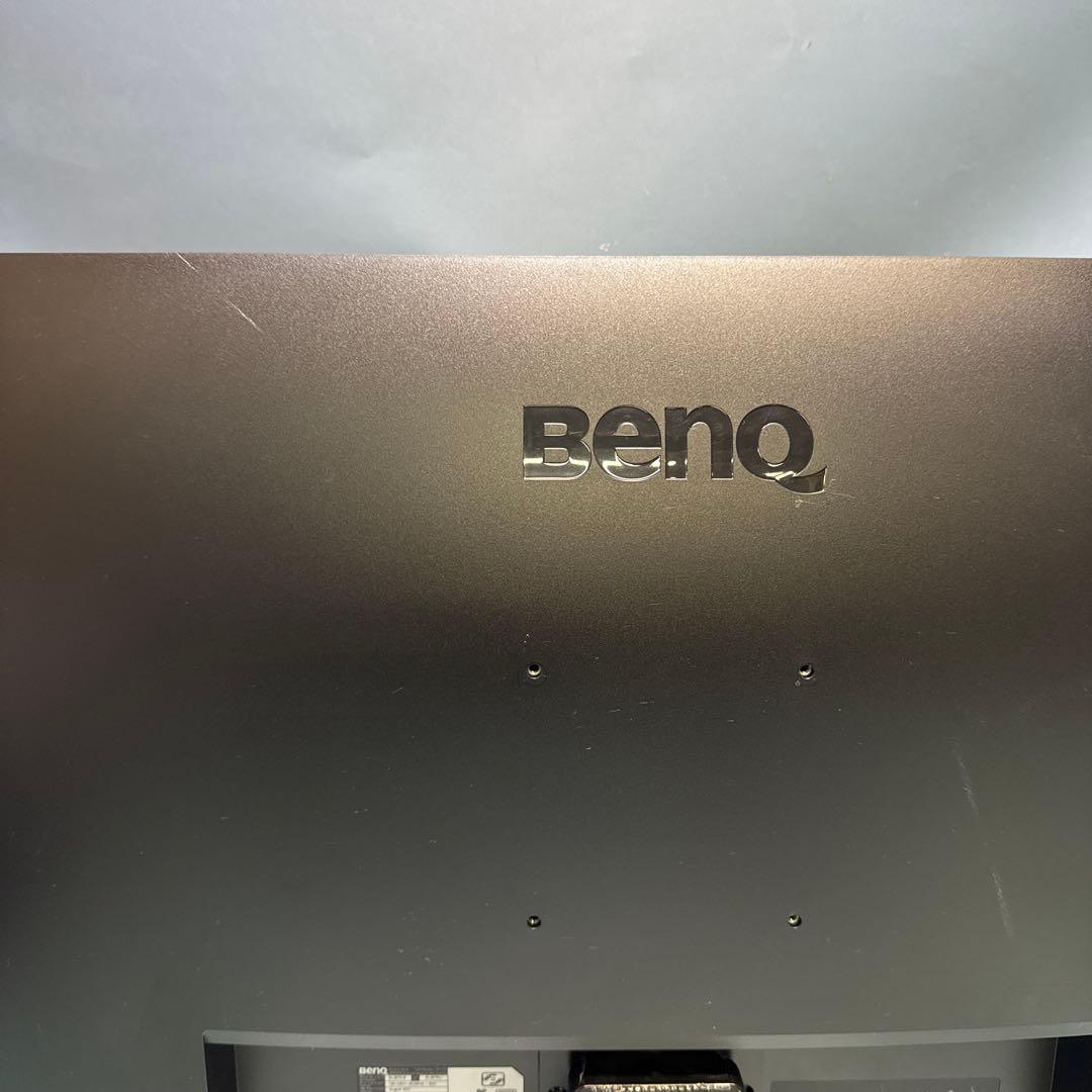 美品　4K HDR 27.9インチ ゲーミングモニター BenQ EL2870U