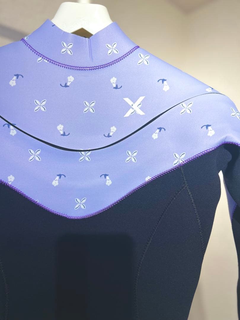 【新品・未使用】SAVER X 3mmウェットスーツ/レディース