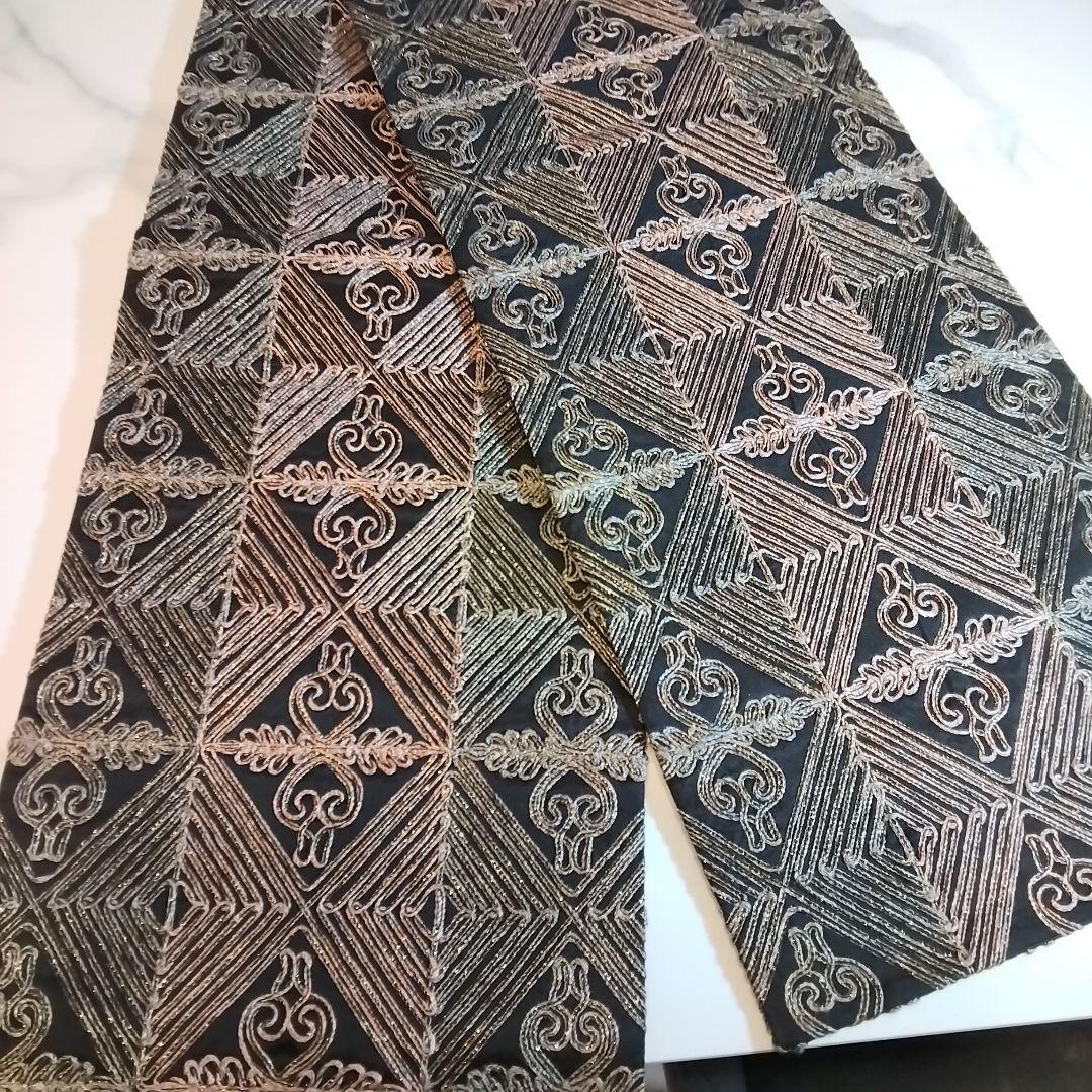 無月袋帯　全通柄　西陣絣シルク100%　無月タグ付き　美品