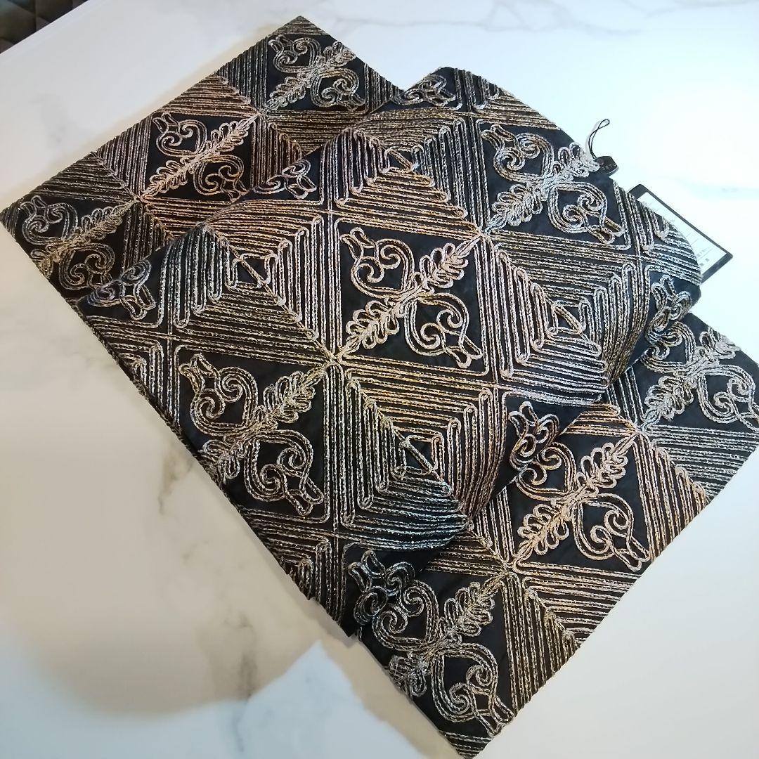 無月袋帯　全通柄　西陣絣シルク100%　無月タグ付き　美品