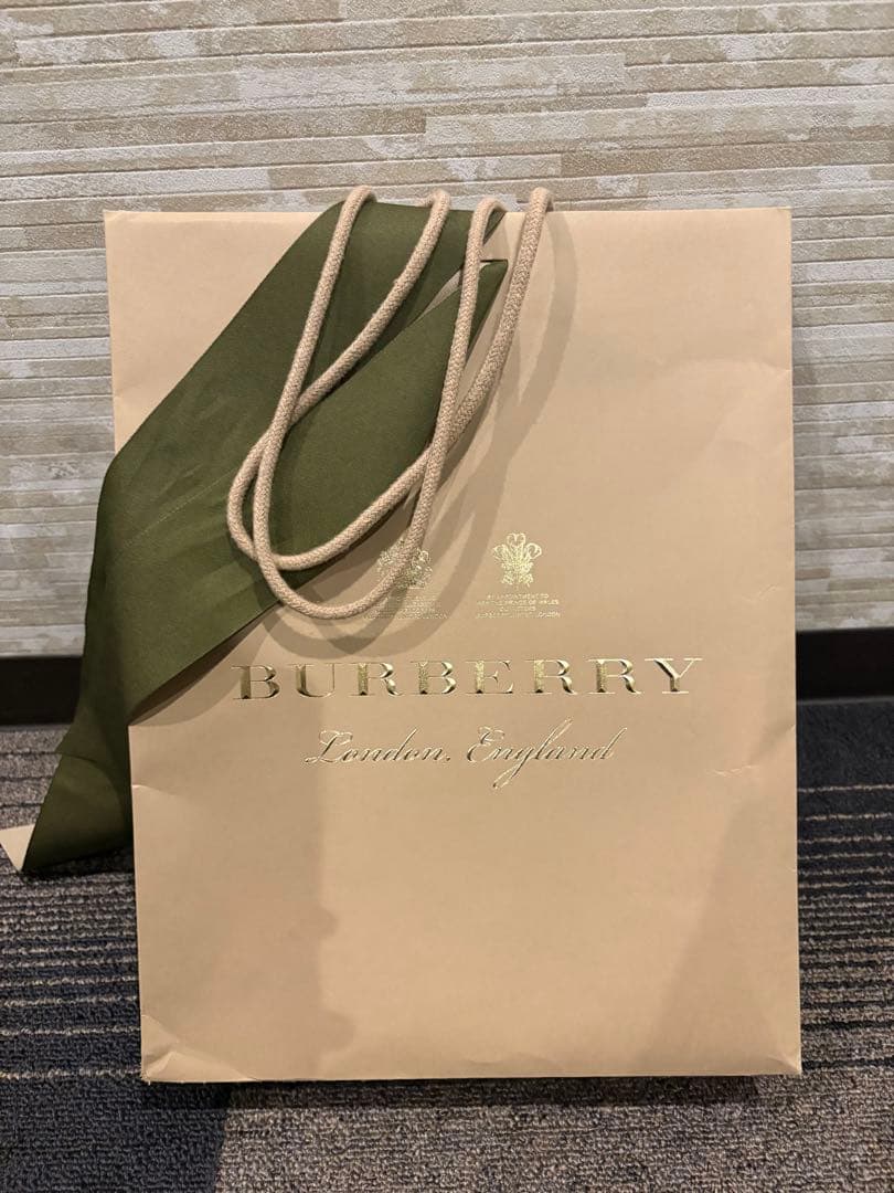BURBERRY スライドサンダル 保存袋•紙袋•箱付き