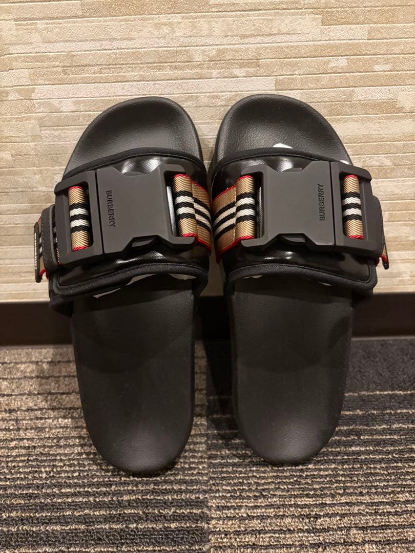 BURBERRY スライドサンダル 保存袋•紙袋•箱付き