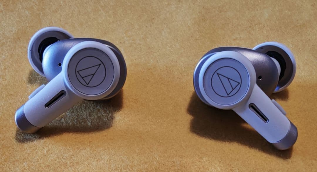 オーディオテクニカ ATH-TWX9MK2 ワイヤレスイヤホン　保護カバー付