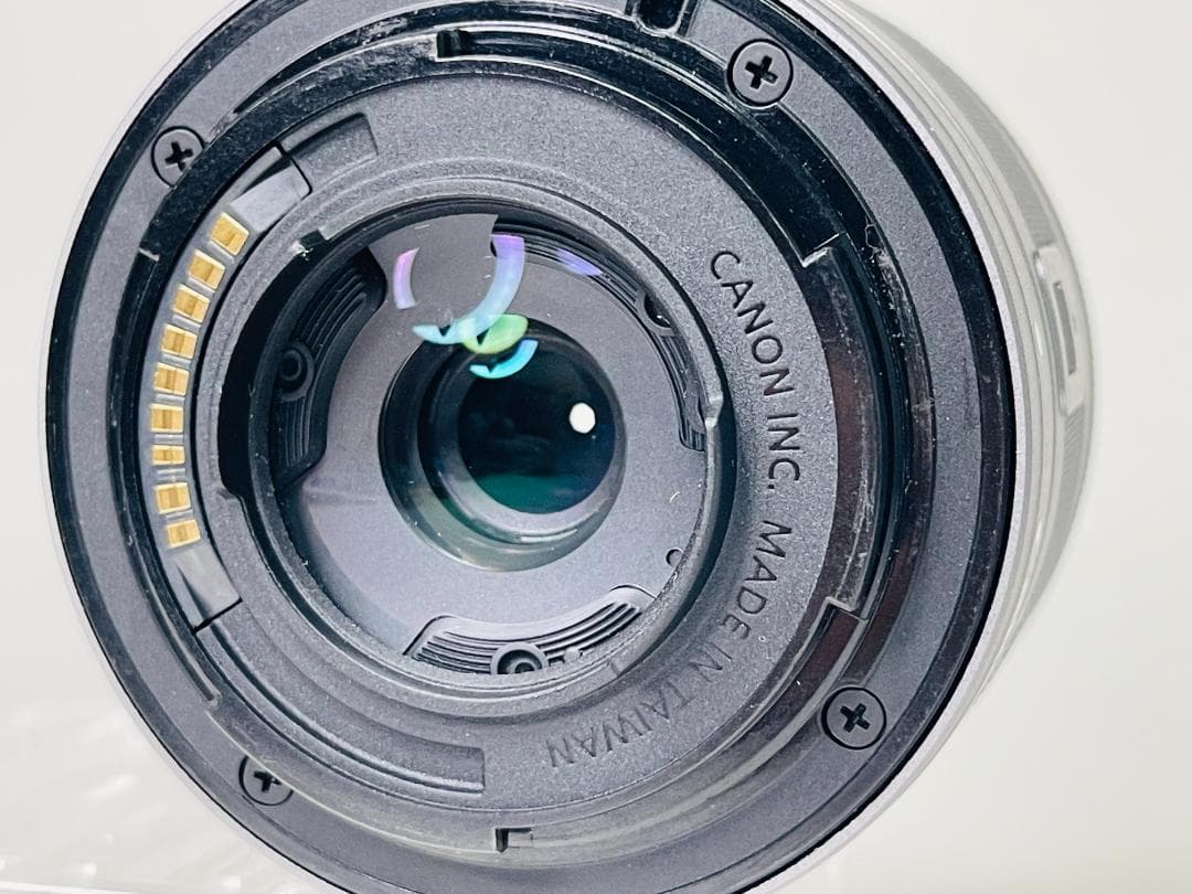 CANON キヤノン EOS Kiss M ＋ EF-M 15-45mm レンズ