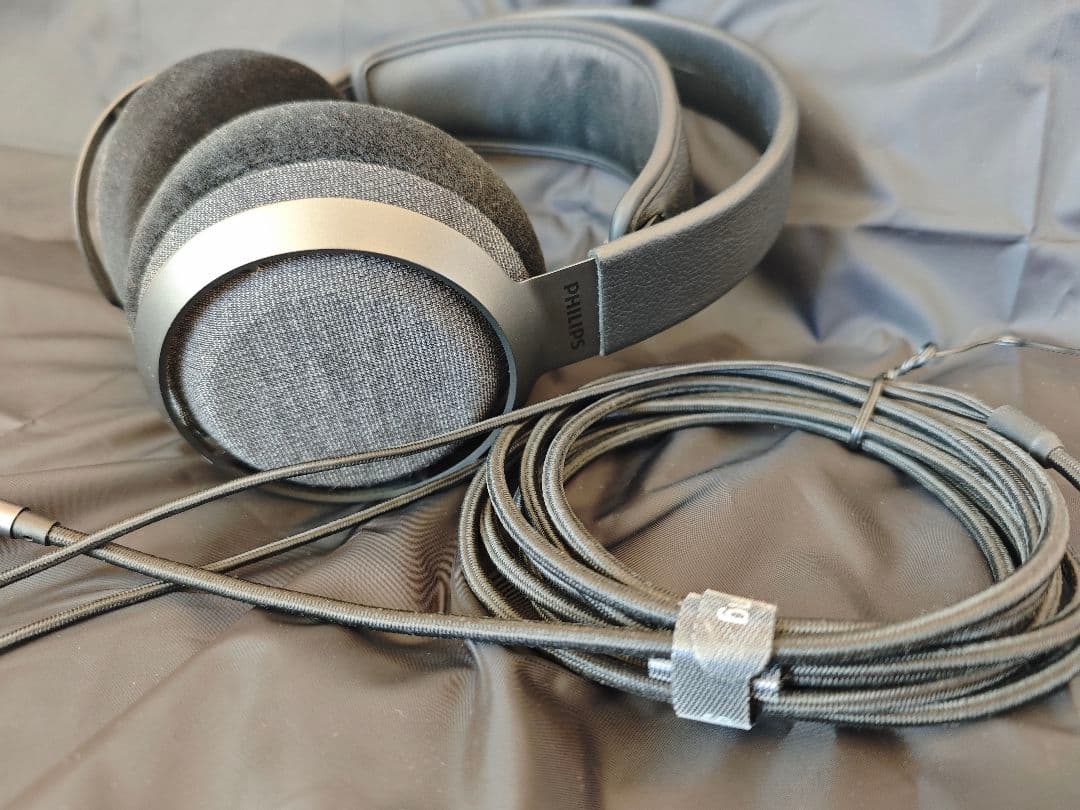 Philips Fidelio X3 オーバーイヤーヘッドホン