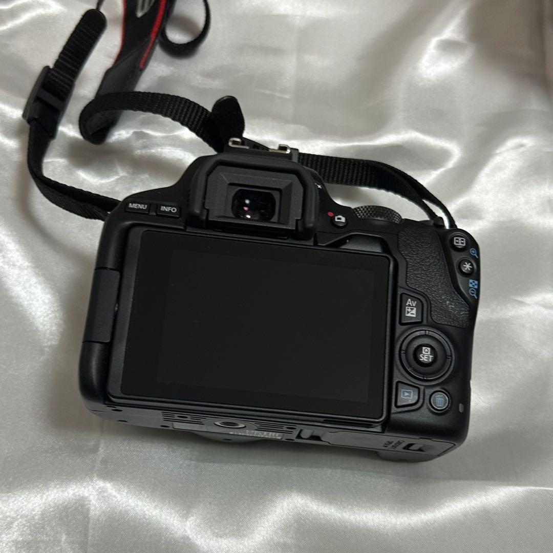 【美品】Canon EOS Kiss X10 ダブルレンズセット