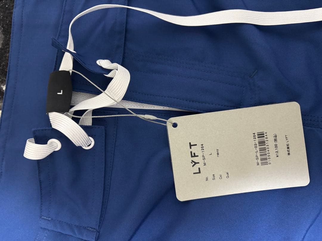 【完売品】LYFT ステージショーツ　ネイビー　Lサイズ