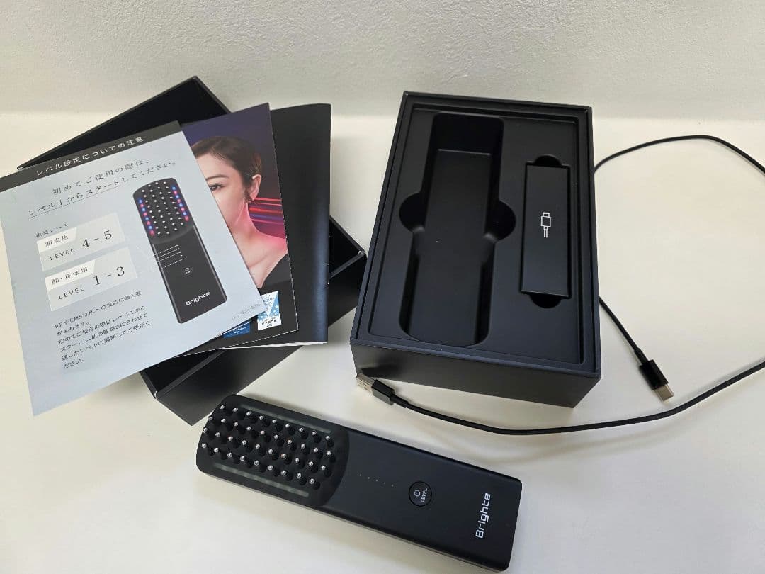 Brighte 美顔器 LEDライト付き