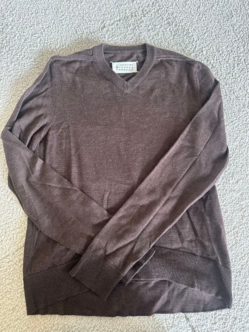 人気マルジェラ　ブラウン Vネック ニット セーター