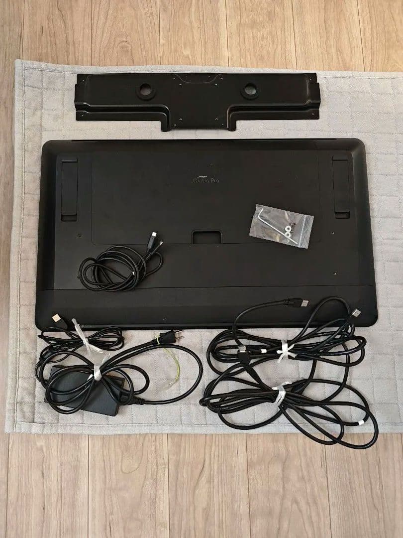 Wacom 液タブ　cinteq pro 24