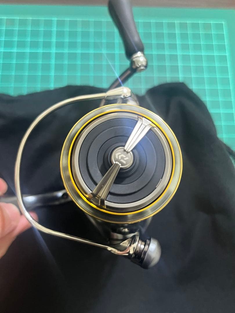 23エアリティLT 2500S スピニングリール　新品未使用☆早い者勝ち☆処分品